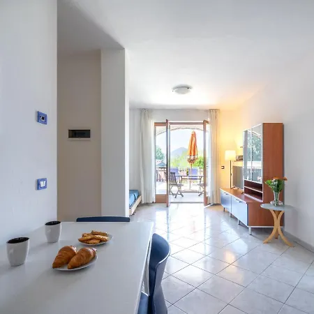 Apartment Residenza Agrifoglio-2 By Interhome Luino