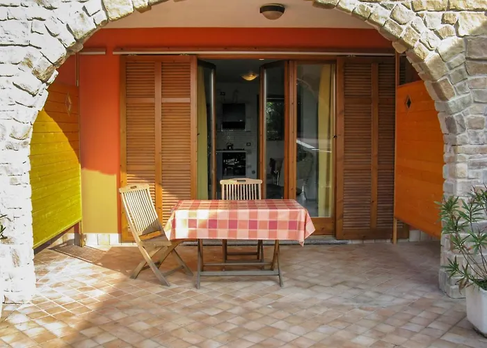 Residenza Agrifoglio-2 By Interhome