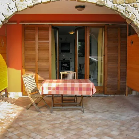 Residenza Agrifoglio-2 By Interhome